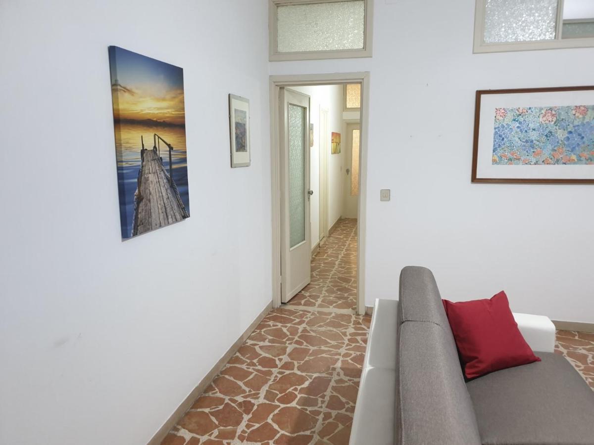 Chiara Naxos Apartment จีอาร์ดีนี นักซอส ภายนอก รูปภาพ