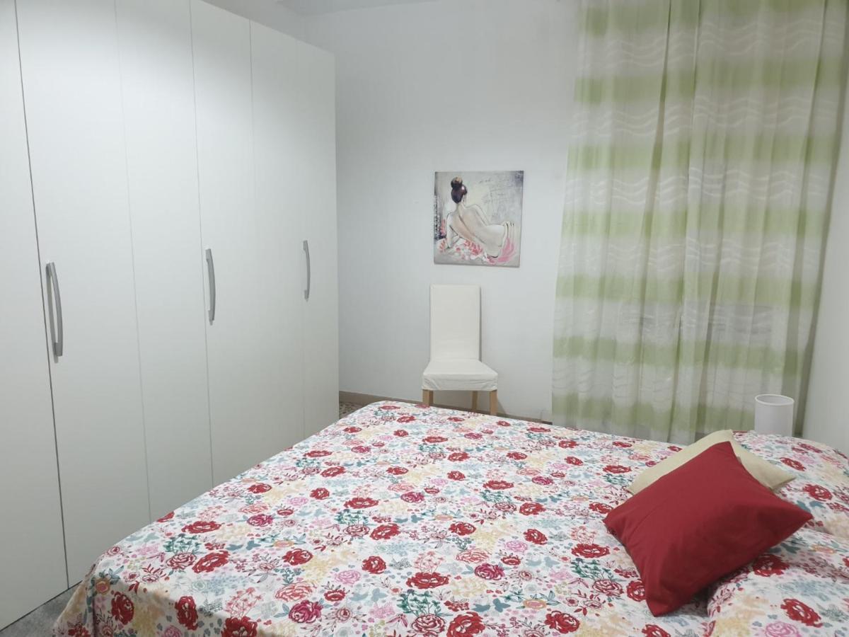 Chiara Naxos Apartment จีอาร์ดีนี นักซอส ภายนอก รูปภาพ