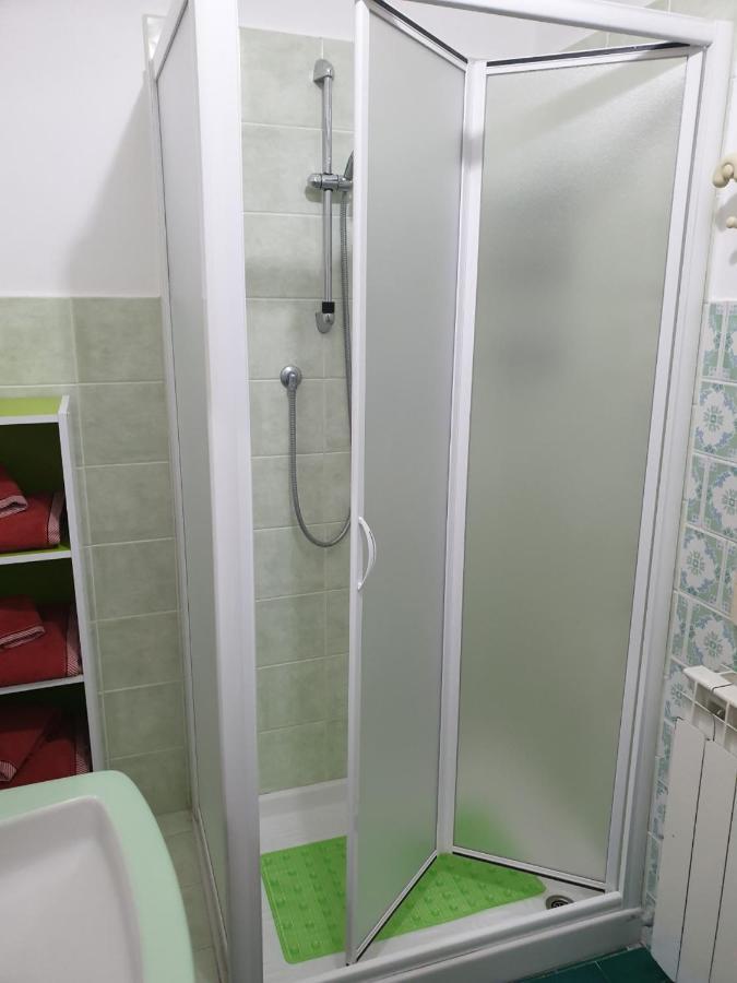 Chiara Naxos Apartment จีอาร์ดีนี นักซอส ภายนอก รูปภาพ