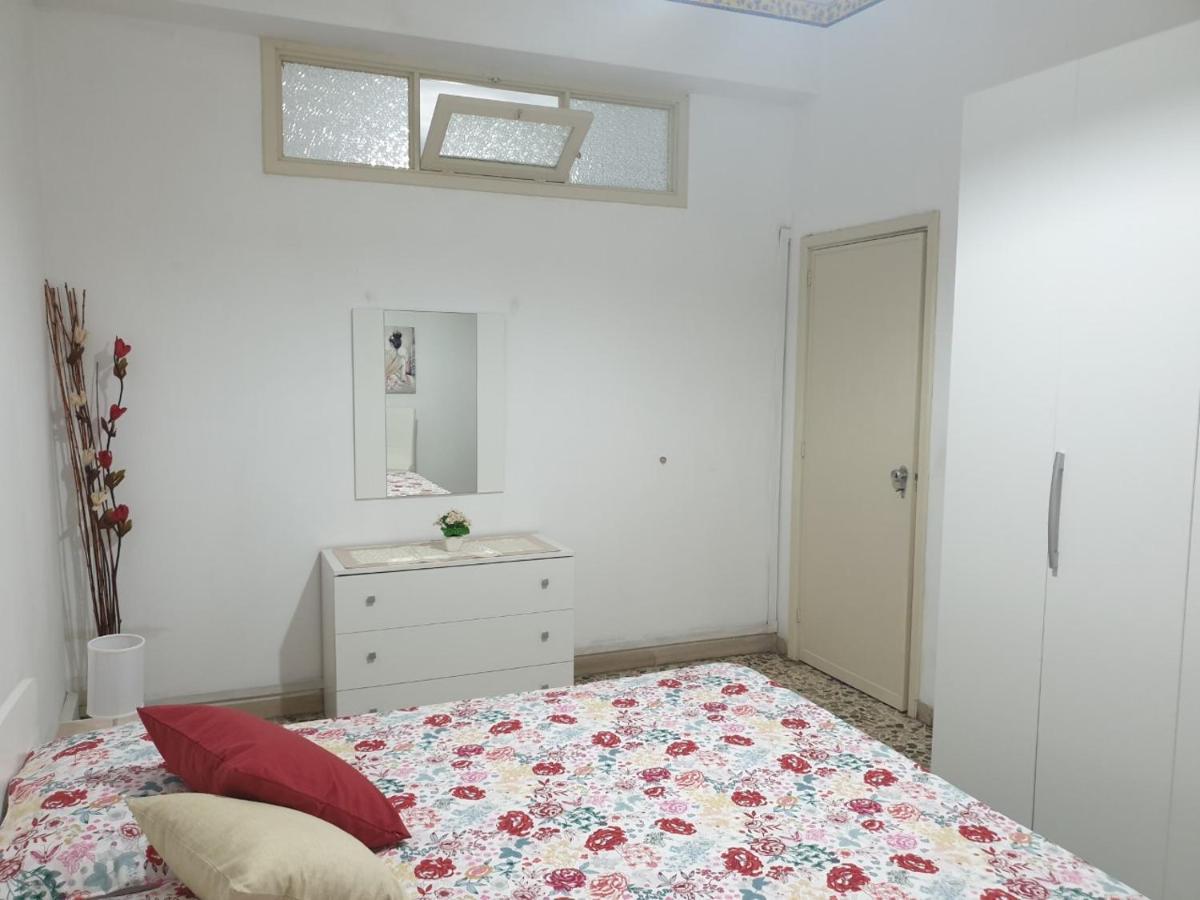 Chiara Naxos Apartment จีอาร์ดีนี นักซอส ภายนอก รูปภาพ