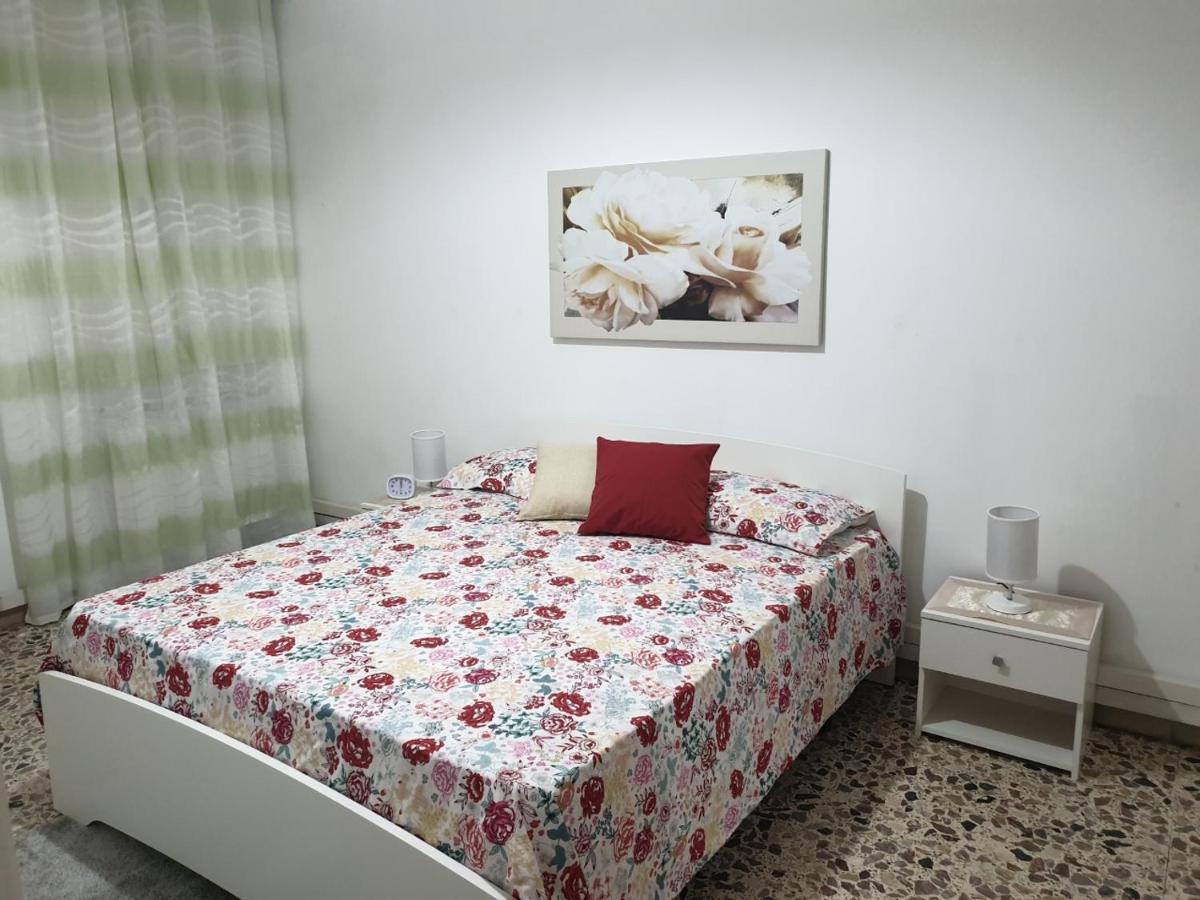 Chiara Naxos Apartment จีอาร์ดีนี นักซอส ภายนอก รูปภาพ